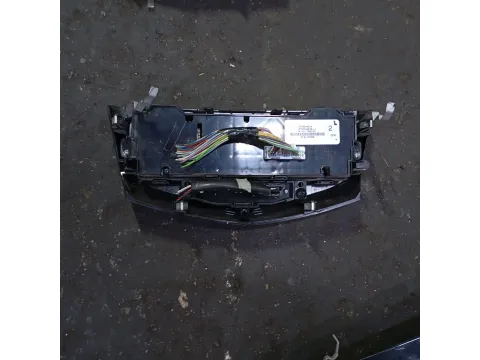 Χειριστήρια Καλοριφέρ 275004BE0B για NISSAN QASHQAI (2014 - 2017) ( J11 )  - 