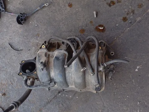 Πολλαπλή Εισαγωγής Πλαστική Με Γκάζι για SEAT IBIZA (2002 - 2006) (6LZ) 1400 (AUB) (BBZ) Petrol 100 16 valve *ΠΑΛΕΤΑ 8*