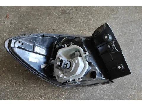Φανάρι Πίσω Δεξί ( Ραγισμενο ) για RENAULT CAPTUR (2014 - 2016) , (2016 - 2019)  - 