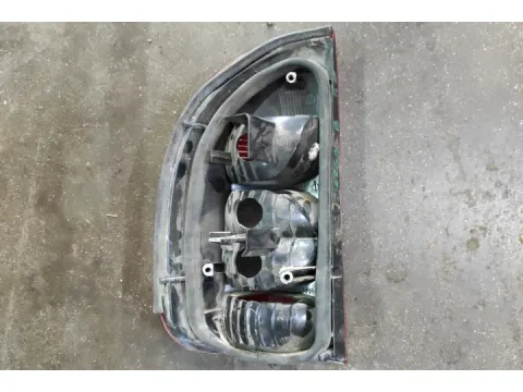 Φανάρι Πίσω Δεξί ( Με Άσπρο Φλας )  για OPEL CORSA (1993 - 2000) B  - 
