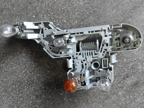 Πλακέτα Φανού Πίσω Αριστερά για JAGUAR S - TYPE (1999 - 2003) (X200, X202) 