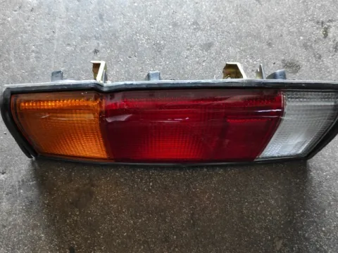 Φανάρι Πίσω Δεξί ( Ιμιτασιόν ) για NISSAN D21 - 720 - 520 (1986 - 1997) D21 