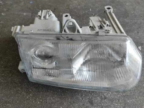 Φανάρι Εμπρός Δεξί ( Ιμιτασιόν ) για ALFA ROMEO 145 (1995 - 1998) (930) , 146 , (1999 - 2001) (930) 