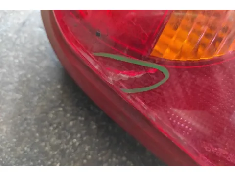 Φανάρι Πίσω Αριστερό ( Ράγισμα ) για RENAULT TWINGO (2000 - 2007) (C06)  - 