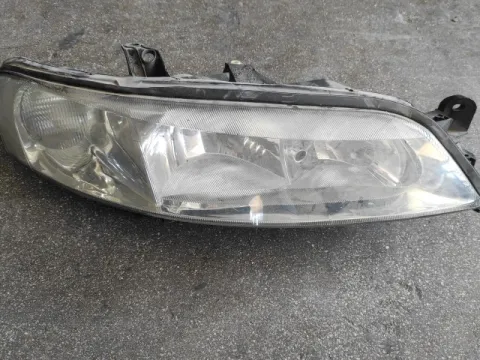 Φανάρι Εμπρός Δεξί ( Σπασμένη Βάση ) για OPEL VECTRA (1999 - 2002) B 