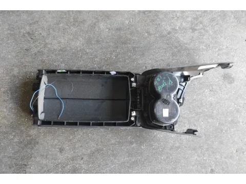 Υποβραχιόνιο(Τεμπέλης) για PEUGEOT 3008 (2017 - 2020) (P84)  - 
