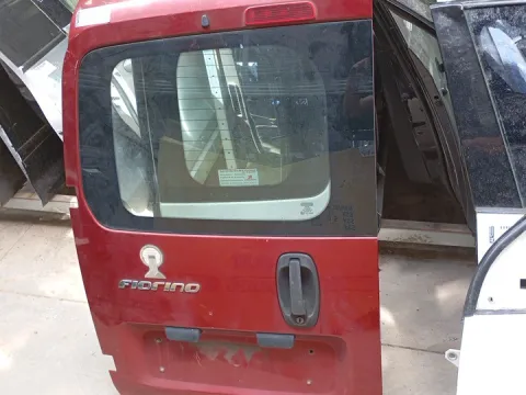 Πόρτα Πίσω Αριστερή Δίφυλλη Με Τζάμι για FIAT FIORINO (2008 - 2016) , QUBO (2008 - 2016) , CITROEN NEMO (2008 - ) II , PEUGEOT BIPPER (2008 -) (AA_) *Γ*