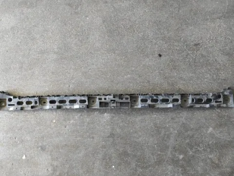 Βάση Μεσαια Προφυλακτήρα για SEAT LEON (2013 - 2019) 