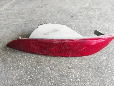 Πίσω - Ανακλαστικό Αριστερό για FORD FOCUS (2011 - 2014) () , (2014 - 2017) 