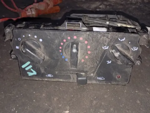 Χειριστήρια Καλοριφέρ 7040230732 για NISSAN PRIMERA (1996 - 1999) (P11) 
