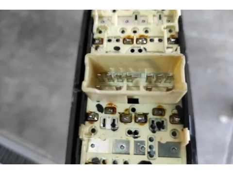 Διακόπτης Παραθύρων Κεντρικός Αριστερής 11 Pin Τετραπλός για CHEVROLET - DAEWOO AVEO (2008 - 2011) (T250)  - 