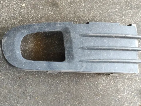 Δίχτυ Προφυλακτήρα Εμπρός Δεξιό για VOLVO V50 (2004 - 2007) (MW) 