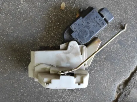 Ηλεκτρομαγνητική Κλειδαριά Πίσω Δεξιά 6 Pin για OPEL AGILA (2000 - 2003) , (2003 - 2007) 
