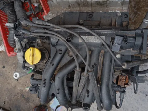 Κινητήρας Κορμός - Καπάκι D7F για RENAULT CLIO (2001 - 2005) (BB_) (CB_) 1200 (D7F 722) Petrol 60 