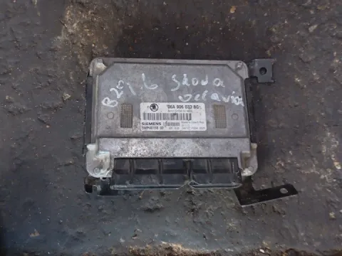 Εγκέφαλος Κινητήρα 06A906033BG για SKODA OCTAVIA (2000 - 2008) 4 (1U2-5) 