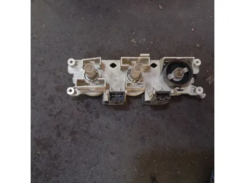 Χειριστήρια Καλοριφέρ για NISSAN MICRA (2000 - 2003) (K11)  - 