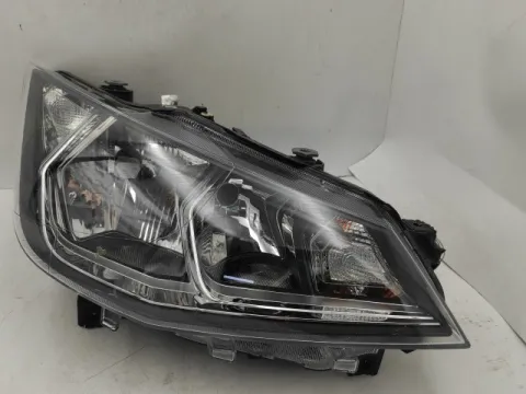Φανάρι Εμπρός Δεξί ( Με Σπασμενη Βαση ) για SEAT IBIZA (2017 - ) (6F) 