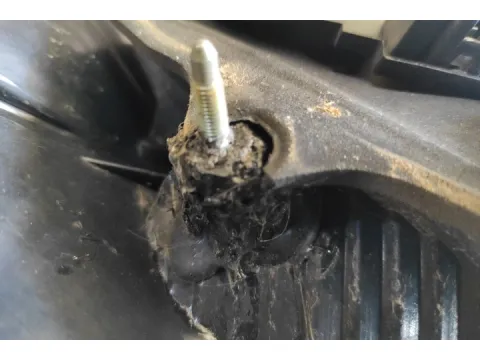 Φανάρι Πίσω Δεξί ( Ελαττωματικες Βασεις ) για TOYOTA COROLLA (2002 - 2004) (E120)  - 