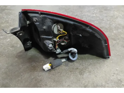 Φανάρι Πίσω Αριστερό ( Ελαττωματικο ) για KIA RIO (2012- 2015)  - 