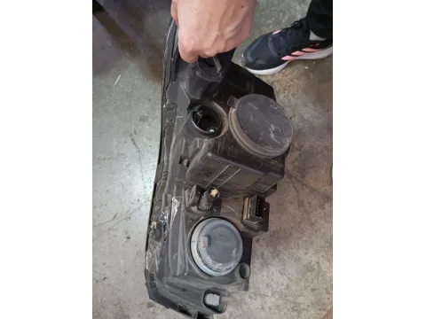 Φανάρι Εμπρός Δεξί Με Σπασμένη Βάση  για CITROEN C5 (2004 - 2008) (RC)  - 