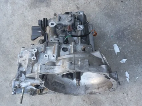 Κιβώτιο Ταχυτήτων (Σασμάν) Χειροκίνητο για FORD MAVERICK (2001 - 2005) 2000 (YF) Petrol 124 16 valve *ΑΝΑΚΑΤΑΣΚΕΥΗ* 4*4