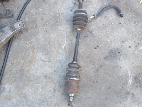 Ημιαξόνιο Εμπρός Αριστερό Με ABS για NISSAN ALMERA (1995 - 1998) (N15) 