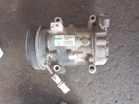 Συμπιεστής A-C (Κομπρέσορας) 8200365787 για NISSAN NOTE (2005 - 2008) (E11) 1500 (K9K 276) diesel 86 dCi 