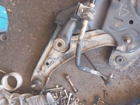 Ψαλίδι Εμπρός Αριστερό για HYUNDAI GETZ (2002 - 2005) (TB) 1100 G4HD petrol 63 *ΔΒ*