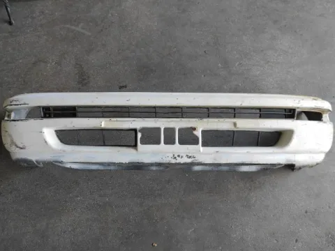 Προφυλακτήρας Εμπρός ( Οχι Πολυ Καθαρος ) για TOYOTA COROLLA (1992 - 1997) (AE100) Sedan - 4dr (AE100) 