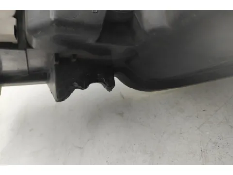 Φανάρι Εμπρός Δεξί Σπασμένη 1 Βάση για PEUGEOT 206 (2002 - 2008) SW - 