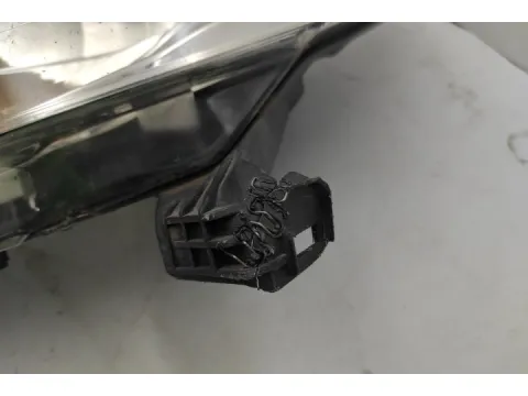 Φανάρι Εμπρός Αριστερό ( Σπασμένη Βάση ) για PEUGEOT 107 (2006 - 2009) , (2010 - 2013)  - 