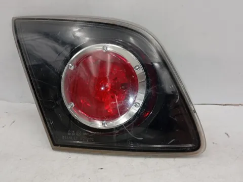 Φανάρι Πίσω Αριστερό Καπού για MAZDA 3 (2004 - 2006) (BK) Hatchback - 5dr 