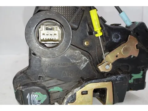 Ηλεκτρομαγνητική Κλειδαριά Εμπρός Δεξιά 6pin Ίσιες Βίδες   για TOYOTA COROLLA (2004 - 2007) (E120)  - 