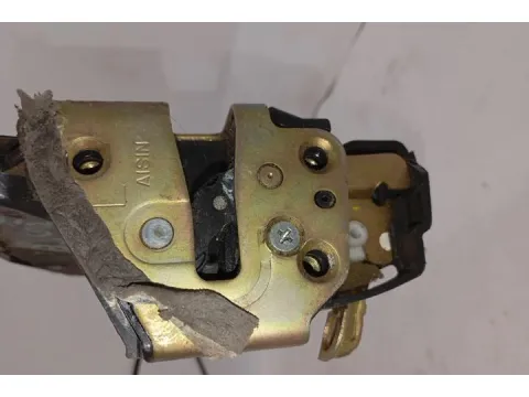 Ηλεκτρομαγνητική Κλειδαριά Εμπρός Δεξιά 6pin Ίσιες Βίδες   για TOYOTA COROLLA (2004 - 2007) (E120)  - 