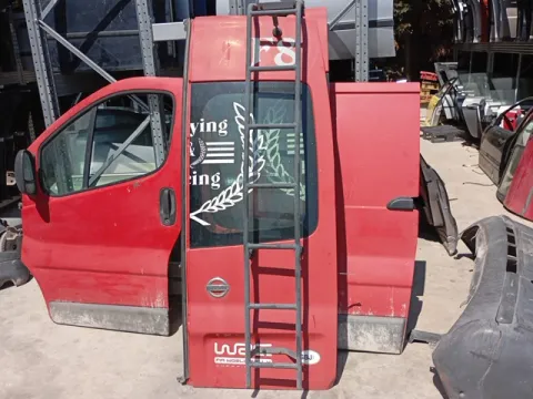 Πόρτα Πίσω Δεξιά Δίφυλλη Με Τζάμι για NISSAN PRIMASTAR (2001 - 2006) (X83) Van , (2007 -) (X83) , OPEL VIVARO (2002 - 2006) , (2006 - 2009) , RENAULT TRAFFIC (2002 - 2006) (FL) , (2006 - 2014) (FL) *Γ*