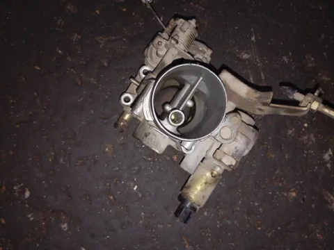 Σώμα Πεταλούδας RHN5017 για NISSAN ALMERA (1995 - 1998) (N15) 