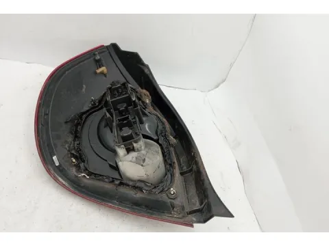 Φανάρι Πίσω Δεξί Ελαττωματικό για NISSAN ALMERA (2002 - 2006) (N16) Hatchback - 3dr , Hatchback - 5dr  - 