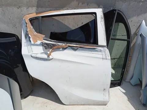 Πόρτα Πίσω Δεξιά για OPEL KARL (2015 - )  *Γ*