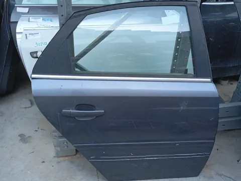 Πόρτα Πίσω Δεξιά Όχι Πολύ Καθαρή  για OPEL VECTRA (2002 - 2005) C Hatchback - 5dr  *Γ*