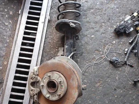 Άκρο Πλήρες Εμπρός Αριστερό Με ABS για MAZDA 3 (2006 - 2008) (BK) 1600 B6-ZE petrol 105 