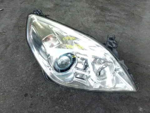 Φανάρι Εμπρός Δεξί XENON ( Σπασμένη Βάση ) για OPEL SIGNUM (2006 - 2008) S-Wagon - 5dr , VECTRA (2005 - 2008) C 