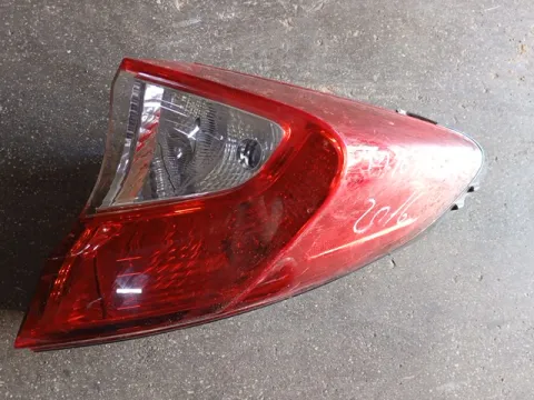 Φανάρι Πίσω Δεξί Ελαττωματικό για TOYOTA C-HR (2017 - 2019) (AX10 AX50) SUV- ΕΚΤΟΣ ΔΡΟΜΟΥ-5dr 