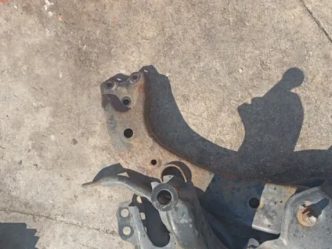 Ψαλίδι Εμπρός Δεξί για TOYOTA AURIS (2007 - 2009) E150 1400 (1ND-TV) diesel 90 (NDE150) D-4D *ΔΒ*