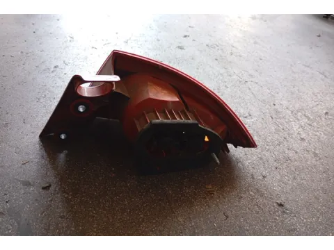 Φανάρι Πίσω Αριστερό Ελαττωματικό για SEAT LEON (2005 - 2009) (1P) Hatchback - 5dr  - 
