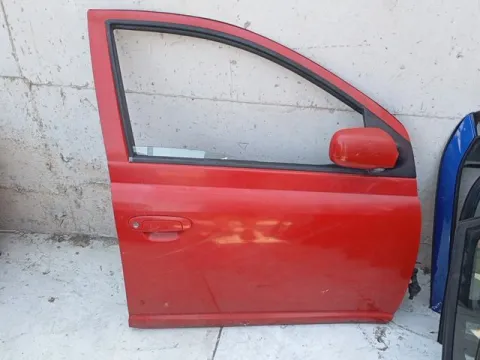Πόρτα Εμπρός Δεξιά για TOYOTA YARIS (1999 - 2002) (XP10) Hatchback - 5dr , (2003 - 2005) (XP10) Hatchback - 5dr (VNKKL123X0A) *Ε*