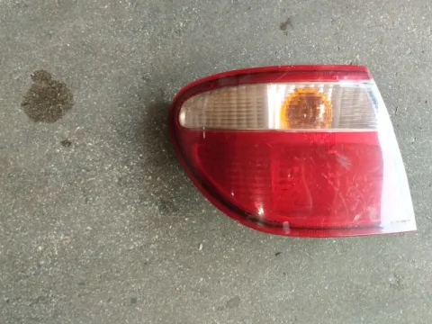 Φανάρι Πίσω Αριστερό (Ιμιτασιόν) για NISSAN ALMERA (2000 - 2002) (N16) Sedan - 4dr 