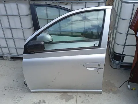 Πόρτα Εμπρός Αριστερή για TOYOTA YARIS (1999 - 2002) (XP10) Hatchback - 5dr , (2003 - 2005) (XP10) Hatchback - 5dr (VNKKL123X0A) 
