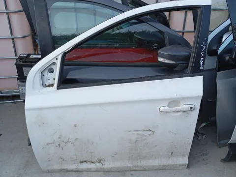 Πόρτα Εμπρός Αριστερή για HYUNDAI i20 (2009 - 2011) *Γ*