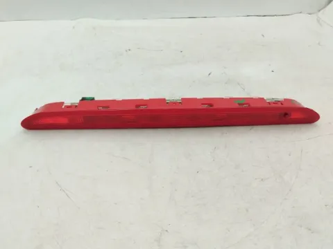 Φανάρι Πίσω Μεσαίο Ανακλαστικό 5K0945087C για VW GOLF (2009 - 2013) Mk6 (5K1) , (2013 - 2016) Mk7 (5G) 