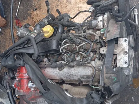 Κινητήρας Κορμός - Καπάκι F9Q για RENAULT LAGUNA (2005 - 2007) 1900 (F9Q758) Diesel 130 dCi *ITALY*
